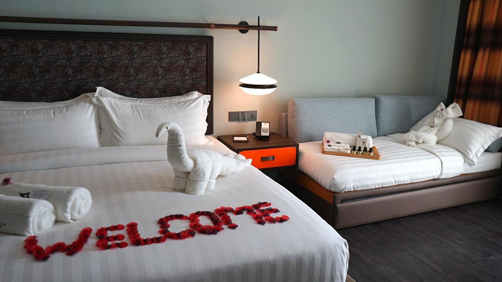מלון ג'ורג' טאון The George Penang By The Crest Collection מראה חיצוני תמונה A room at the hotel